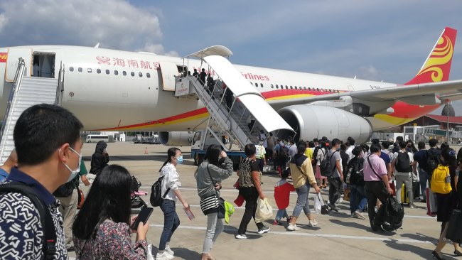 三亚机场四日运行平稳 客流数据展现出行活力